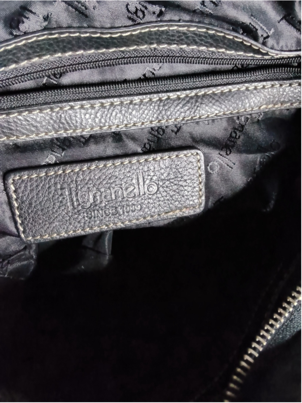 Tignanello black pebbled leather shoulder bag - Picture 3 of 3